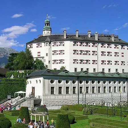 Appartamento Ferienwohnung-apartment Monika In Innsbruck-igls *