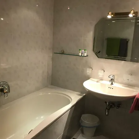 Ferienwohnung-apartment Monika In Innsbruck-igls İnnsbruck