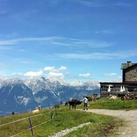 Ferienwohnung-apartment Monika In Innsbruck-igls İnnsbruck