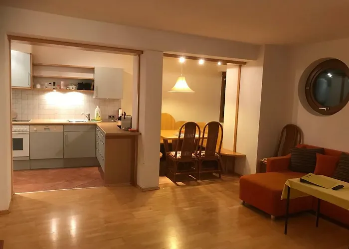 Ferienwohnung-apartment Monika In Innsbruck-igls * 因斯布鲁克